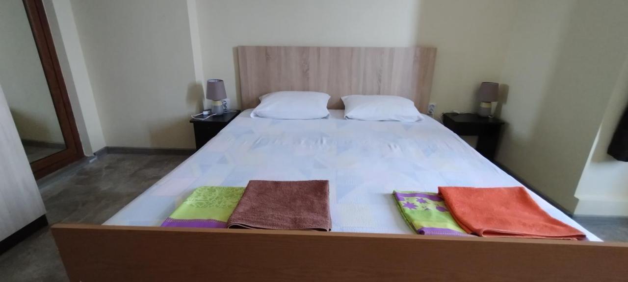 East Gate Guest Rooms Plovdiv Exteriör bild