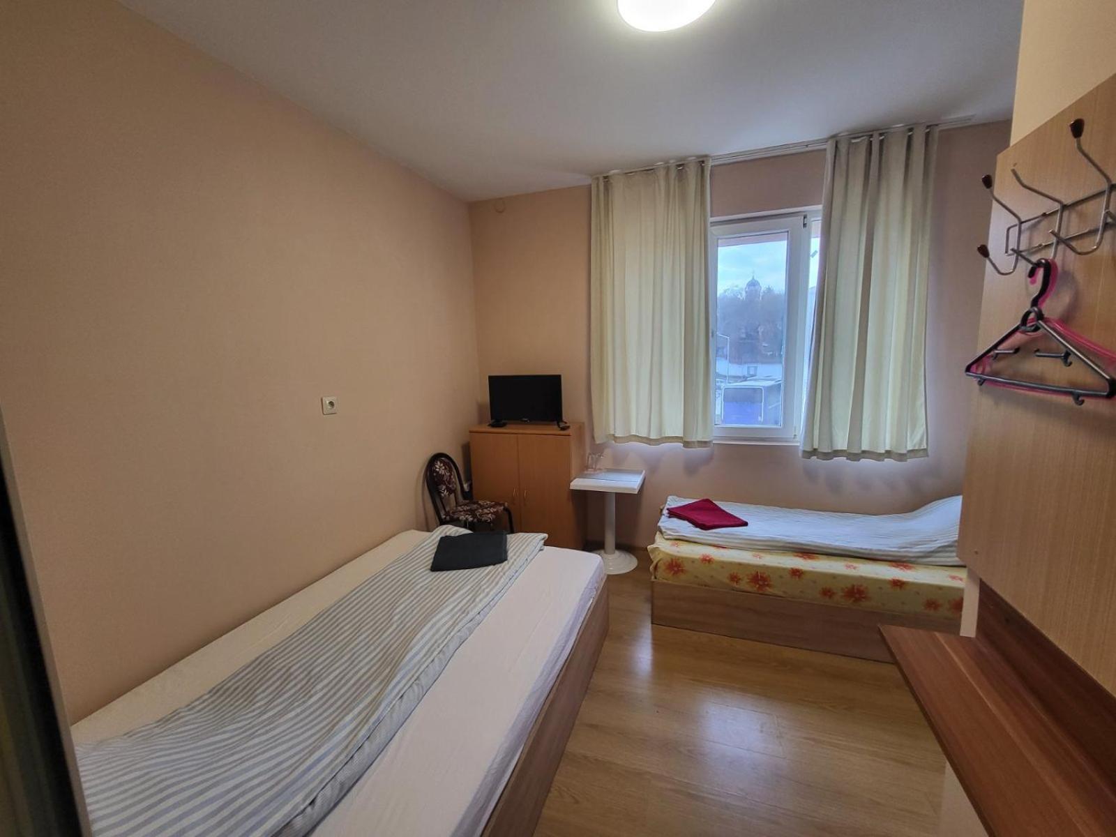 East Gate Guest Rooms Plovdiv Exteriör bild